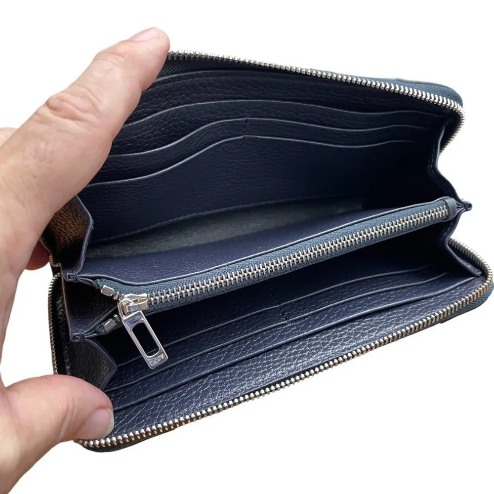 Tod's Italy Blue Zip Continental Wallet Black T-panel, XAMTTTA0400FFX178L‎